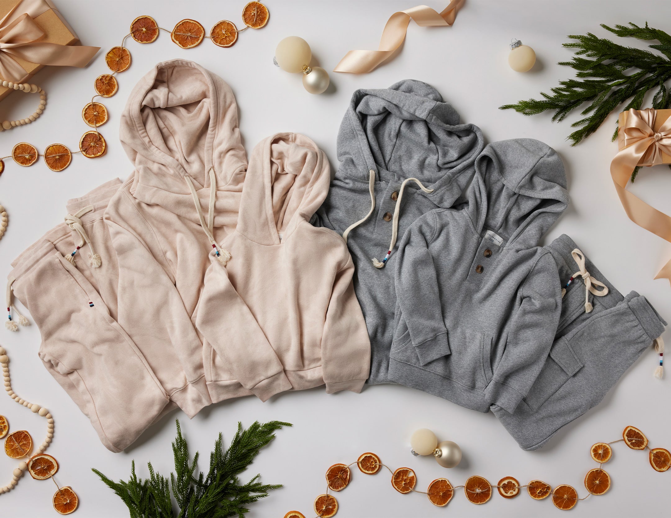 Holiday Gift Guide Part 2: Cozy Matching Sets & Loungewear for the Whole Family